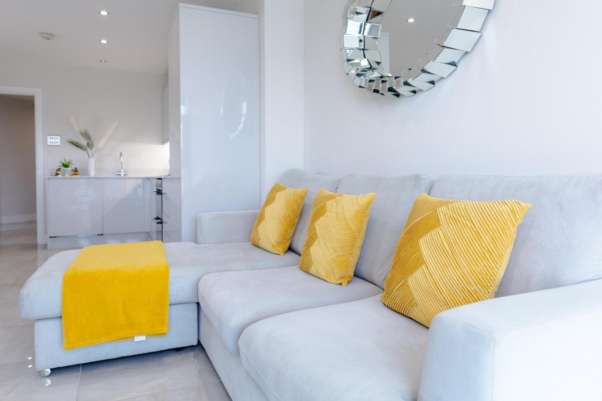 Luxury Cardiff City Centre Apartments Exterior photo